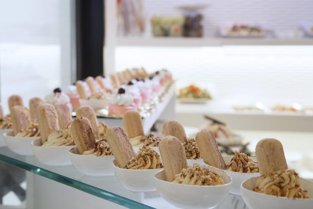 Hotel Ambassador Riccione Ngoại thất bức ảnh
