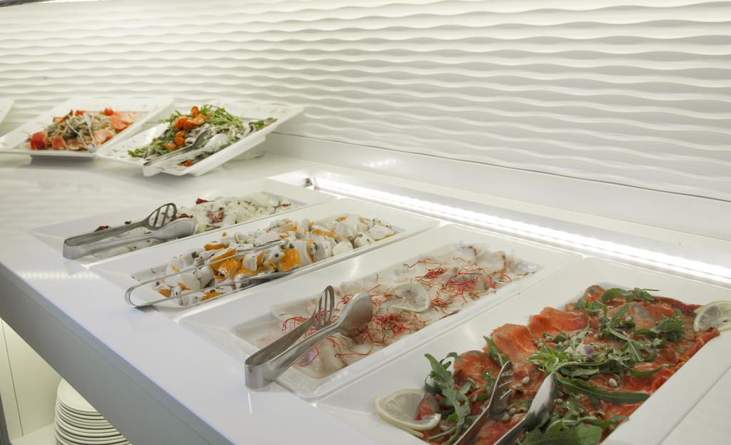 Hotel Ambassador Riccione Ngoại thất bức ảnh